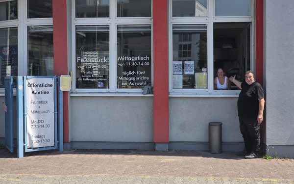 Au&szlig;enansicht der Kantine Beim Dicken Andi in Frankfurt-R&ouml;delheim