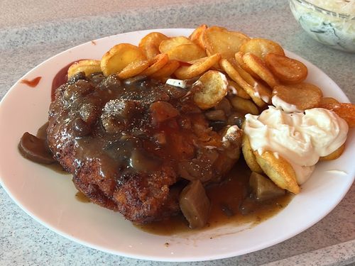 Gericht aus der Kantine Beim Dicken Andi