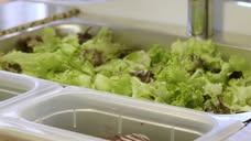 Bei uns gibt es nur deftiges und schweres Essen?