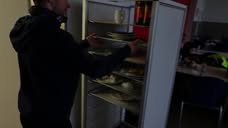 Wio und Andi stehen in der Regel hinter der Theke und sahnen viel Lob ab.